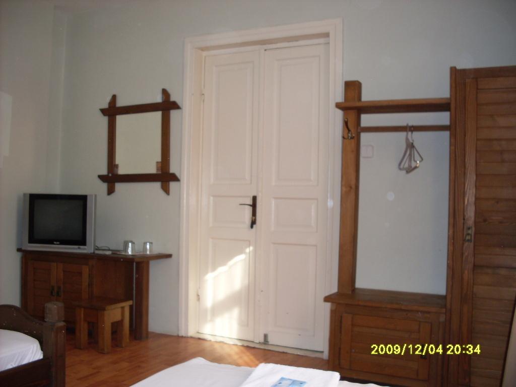 Casa Oana Hotel Iasi Buitenkant foto